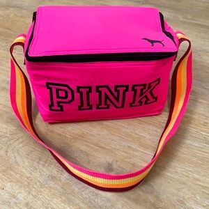 🌼$22 Pink small cooler bag